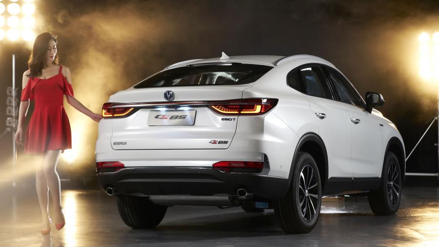  ChangAn CS85 Coupe 2018 года  (фото 3 из 20)